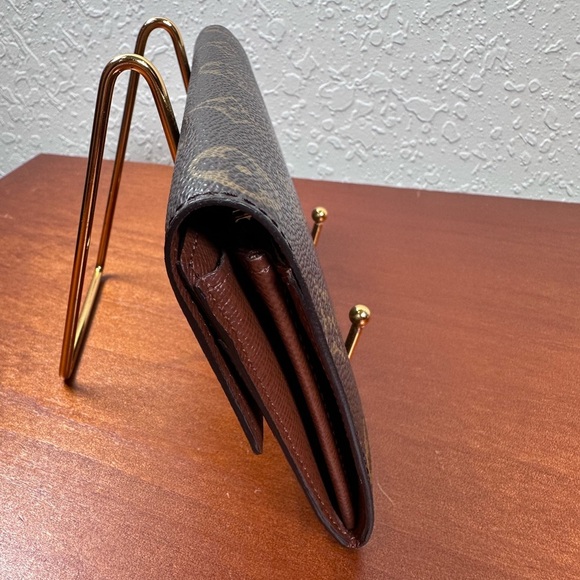 Auth Louis Vuitton Monogram Pochette
Porte Monnaie Credit TH0093 - Picture 5 of 16